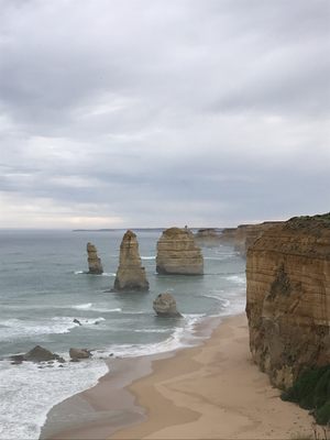 Twelve Apostles by null