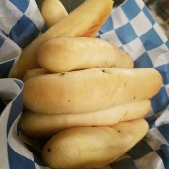 Pasghetti's - The bread was soft and Garlicky. YUM! - Italian Near Me - Branson, Missouri Pasghetti's - The bread was soft and Garlicky. YUM! - Italian Near Me - Branson, Missouri