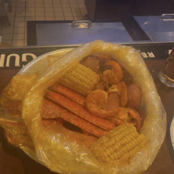 Alaska Crab - Shrimp, snow crab, sausage boil with potatoes and corn, medium heat. - Seafood Near Me - Moreno Valley, California