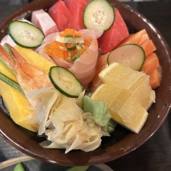 Makiyaki - Chirashi - Sushi Bars Near Me - San Leandro, California Makiyaki - Chirashi - Sushi Bars Near Me - San Leandro, California