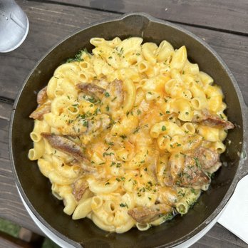 Novo Brazil Brewing - Mac & Cheese with Brazilian Sausage - Breweries Near Me - Chula Vista, California Novo Brazil Brewing - Mac & Cheese with Brazilian Sausage - Breweries Near Me - Chula Vista, California