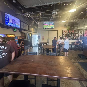 Bootlegger's Brewery - Inside seating - Breweries Near Me - Fullerton, California