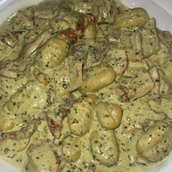 Il Trio Restaurant - Pesto Gnocchi - Pizza Near Me - Nesconset, New York
