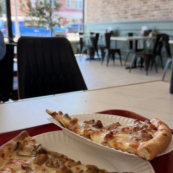 Vincenzo's Pizza - Pizza Near Me - Fresh Meadows, New York