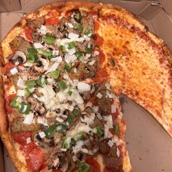 Mahwah Pizza Master - Half Master Special Pizza & half plain pie