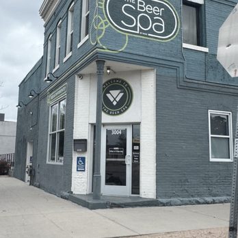 Oakwell Beer Spa - Outside - so cute! - Day Spas Near Me - Denver, Colorado