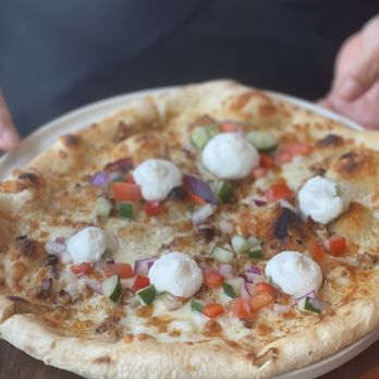 Mara - Mushroom pizza , not too many mushrooms on this could not taste the mushrooms - Mediterranean Near Me - Honolulu, Hawaii