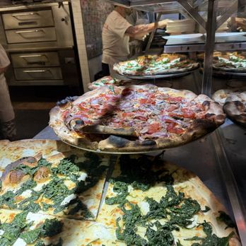 Joe's Pizza - Pizza Near Me - New York, New York