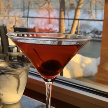 Driftless Glen Restaurant - Wis-con-gin martini - New American Near Me - Baraboo, Wisconsin