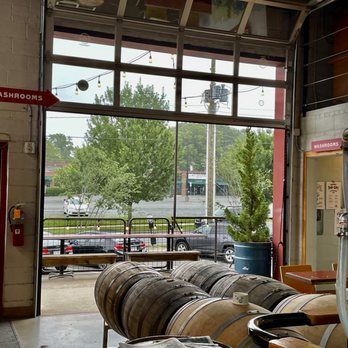 Free Range Brewing - Breweries Near Me - Charlotte, North Carolina