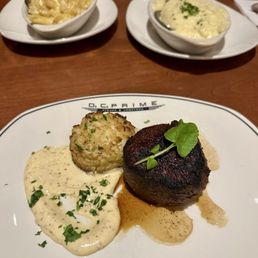 Filet Mignon with Crabcake, Yukon Gold Mashed Potatoes, Mac And Cheese