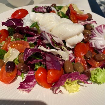 Motta - Mixed Salad with Buffalo Mozzarella, Olives, and mixed Greens. - Bars Near Me - Ferno, Virginia