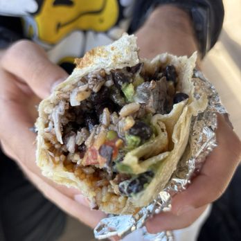 Papalote Mexican Grill - Super carne asada burrito - Mexican Near Me - San Francisco, California Papalote Mexican Grill - Super carne asada burrito - Mexican Near Me - San Francisco, California