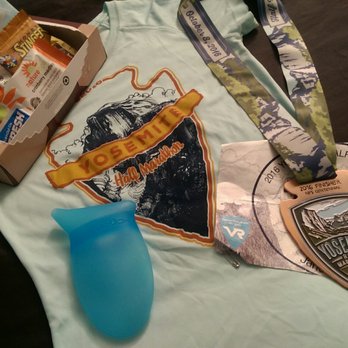 Yosemite Half Marathon - The shirt, hydropouch + bib from the expo plus  finisher medal + snack pack from the finish line - Races & Competitions Near Me