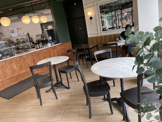 Au Levain Bakery & Cafe by null