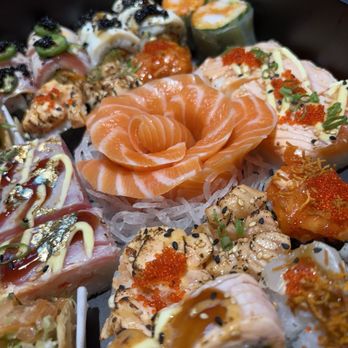 Toro Toro Sushi And Poke - Tasting Box for two. - Japanese Near Me - Toronto, Ontario Toro Toro Sushi And Poke - Tasting Box for two. - Japanese Near Me - Toronto, Ontario