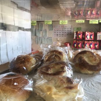 Yeh's Bakery - Bakeries Near Me - Flushing, New York
