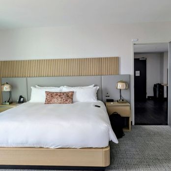 Loews - Bedroom - Hotels Near Me - Arlington, Texas Loews - Bedroom - Hotels Near Me - Arlington, Texas