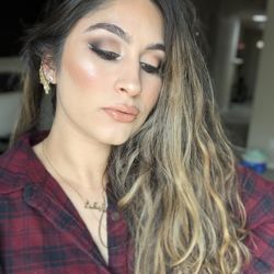CerenEsthetics - Makeup application