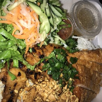 Pho Oh Love - Grilled chicken w/ Fried beancurd shrimp paste vermicelli - Vietnamese Near Me - La Puente, California Pho Oh Love - Grilled chicken w/ Fried beancurd shrimp paste vermicelli - Vietnamese Near Me - La Puente, California