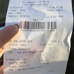 Cashier don't know about discounts. Cashier don't know about discounts.