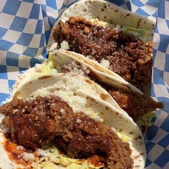 The Tin Pig - Nashville Hot Chicken Tacos - Food Trucks Near Me - Bend, Oregon