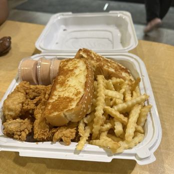 Raising Cane's Chicken Fingers - The Caniac Combo - 6 Chicken Fingers - Fast Food Near Me - Minneapolis, Minnesota Raising Cane's Chicken Fingers - The Caniac Combo - 6 Chicken Fingers - Fast Food Near Me - Minneapolis, Minnesota
