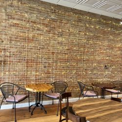 Round Table Tea Bar - Beautiful twinkle lights