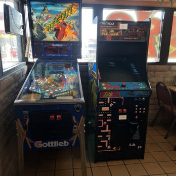 The Riverside Pizzeria - Arcade games - Pizza Near Me - Roseville, California