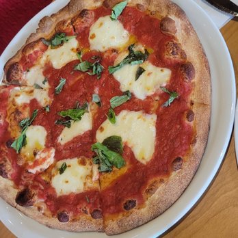 Firehall Pizza - Margerita Pizza - Pizza Near Me - Blue Mountains, Ontario