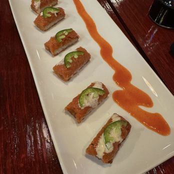 Ari Sushi - Sushi Bars Near Me - Des Plaines, Illinois
