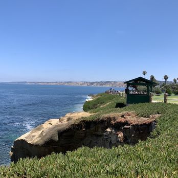 La Jolla Cove - Grassy areas too....perfect for a picnic! - Parks Near Me - La Jolla, California