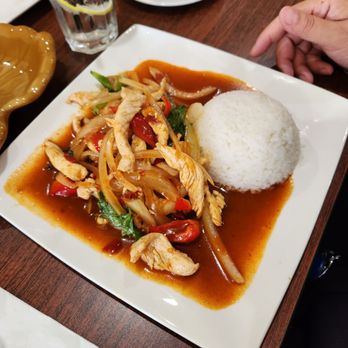 Trendy Thai - Red Curry Chicken - Thai Near Me - Irwindale, California Trendy Thai - Red Curry Chicken - Thai Near Me - Irwindale, California