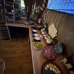 Relish bar Relish bar