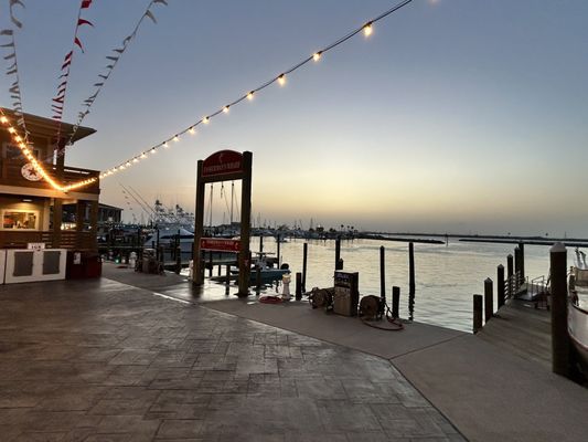 Doc's Seafood and Steaks by null