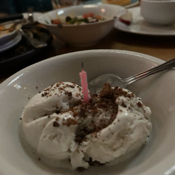 Mahina & Sun's - Vanilla ice cream wi birthday candle - Cocktail Bars Near Me - Honolulu, Hawaii