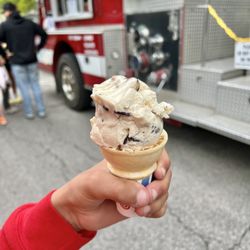Whip & Chill - Cookie dough ice cream