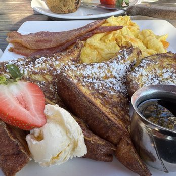 Parkhouse Eatery - French Toast Combo (2 Pieces Texas Toast) - Breakfast & Brunch Near Me - San Diego, California Parkhouse Eatery - French Toast Combo (2 Pieces Texas Toast) - Breakfast & Brunch Near Me - San Diego, California
