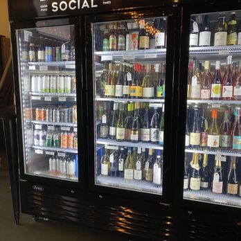 Lakewood Social - Bars Near Me - Durham, North Carolina