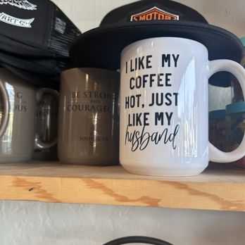 Her Pretty Things Boutique - Women's Clothing Near Me - Lodi, California Her Pretty Things Boutique - Women's Clothing Near Me - Lodi, California