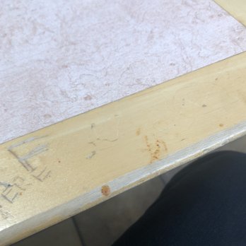 KFC - This is the CLEANEST table I could find. - Fast Food Near Me - Lockport, Illinois KFC - This is the CLEANEST table I could find. - Fast Food Near Me - Lockport, Illinois