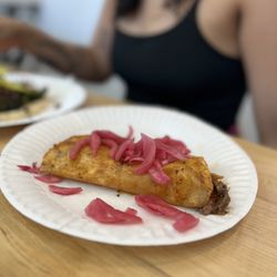 Tacos Y Más