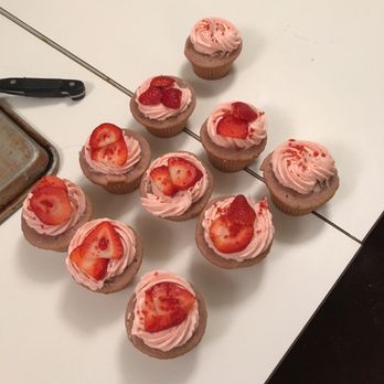 The Seasoned Chef - Roasted strawberry cupcakes - Cooking Schools Near Me - Aurora, Colorado The Seasoned Chef - Roasted strawberry cupcakes - Cooking Schools Near Me - Aurora, Colorado