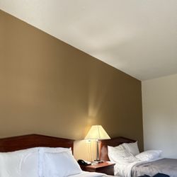Quality Inn & Suites - No art on walls