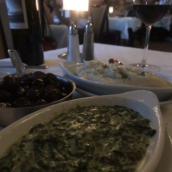 Ruth's Chris Steak House - Steakhouses Near Me - Pasadena, California