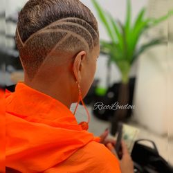 Luxury Hair Lounge - Freestyle design
