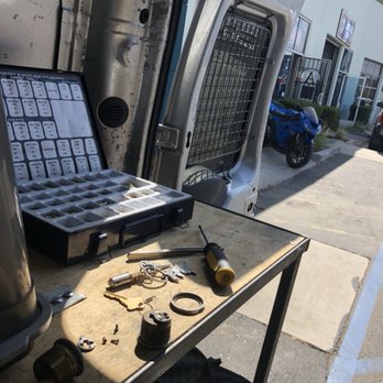 Velocity Locksmith - New body shop moved into this commercial building, they wanted me to Rekey the locks so it worked with a different key.  Success :) - Keys & Locksmiths Near Me - Fontana, California