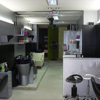 Fam'us - Hair Salons Near Me - Lille, 59