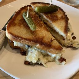 Bacon & Blue Grilled Cheese