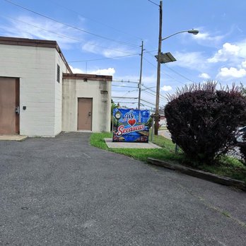 Meadowlands Plaza Hotel - Hotels Near Me - Secaucus, New Jersey